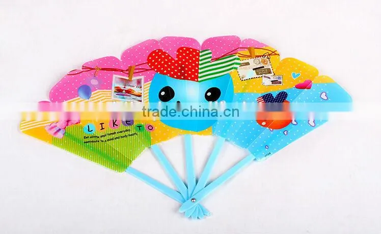 The nice and fashion design folding fan