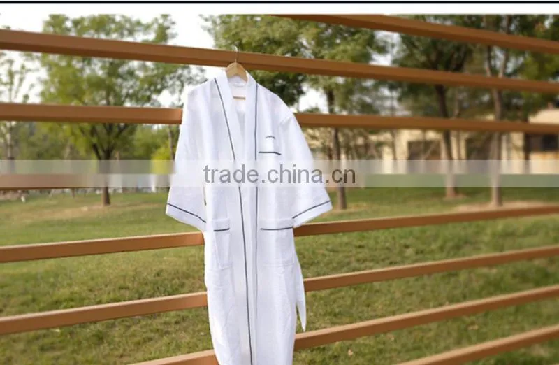 cotton white waffle bathrobe with embroidered logo for 5 star hotel