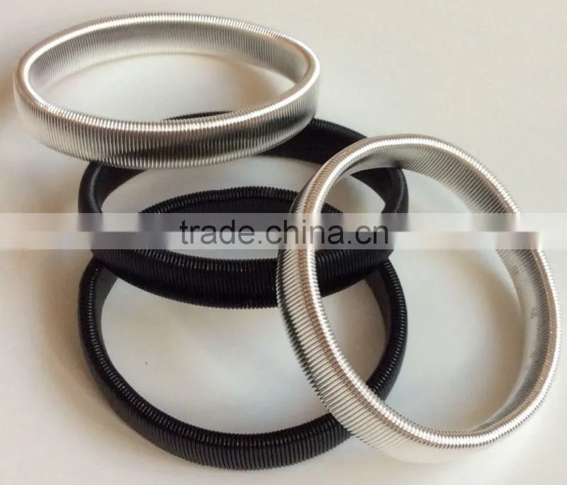 2 Pairs Metal Sleeve Holders Garters Silver,Gold & Black Elasticated Armbands Shirt Arm Bands