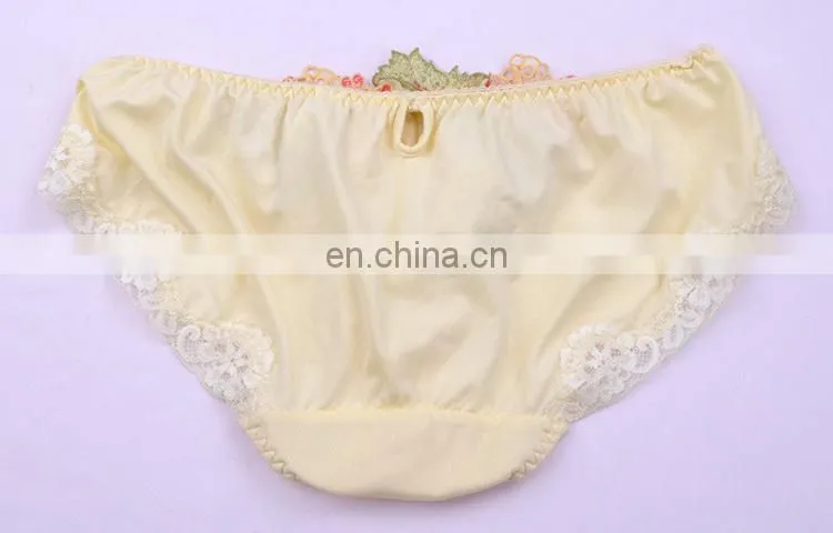 China Wholesale Embroidered High Cut Girl Undewear