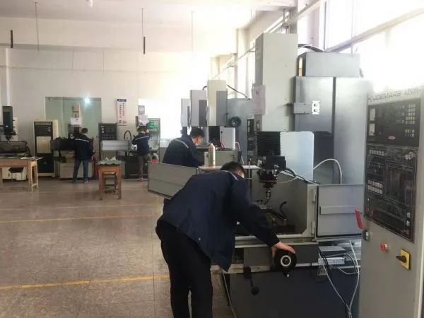 Wenzhou Weituo Precision Mould Co.,ltd company overview - view 1