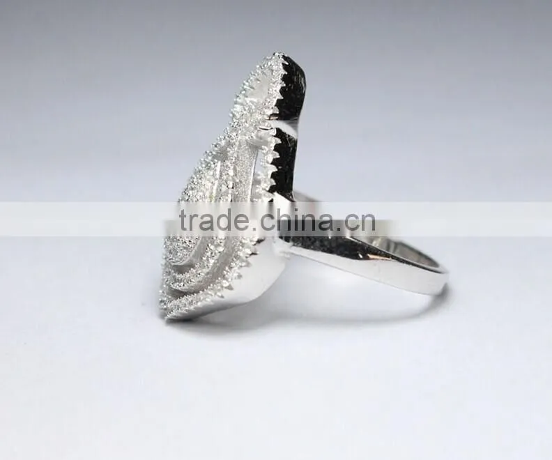 Crown Hollow Shape With AAA Cubic Zirconia Stone 925 Silver Party Rings