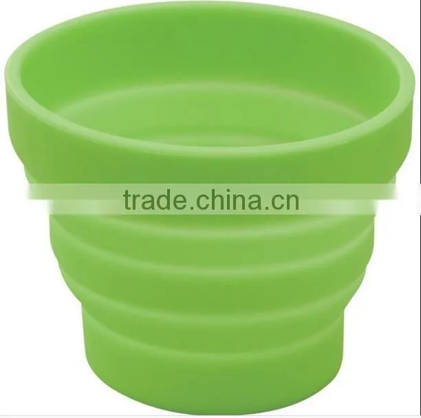 Silicone folding cup