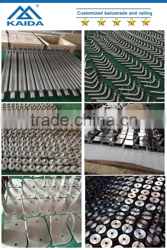 Stainless steel balustrade bracket for corner glass