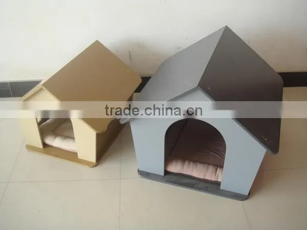 Fashionable Wooden Dog House with mat