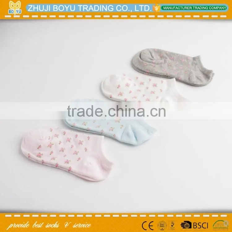wholesale mens lanesboro sport socks; jacquard dot short tube personality fashion ladies socks; patterned ankle socks
