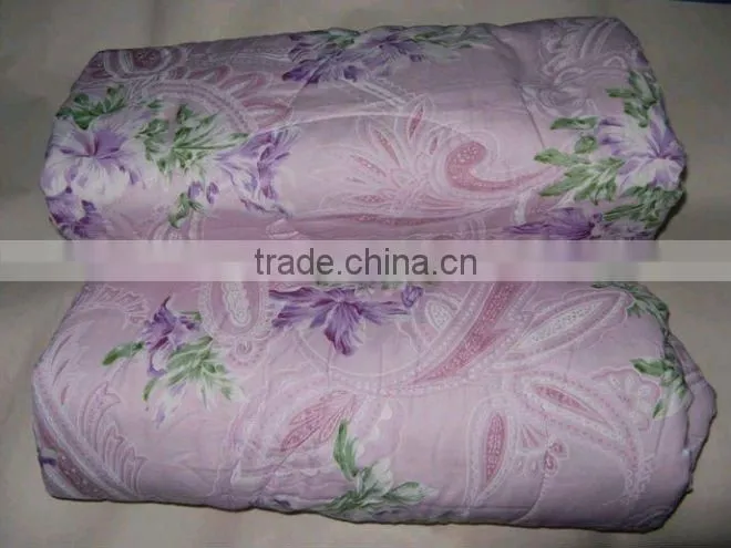 nice design and high quality silk quilt
