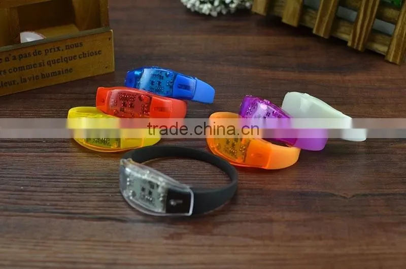 2016 Wholesale LED Glow Party Flashing Bracelet For Christmas, Custom Colorful Light Party Up LED Party Flashing Bracelet For Gi