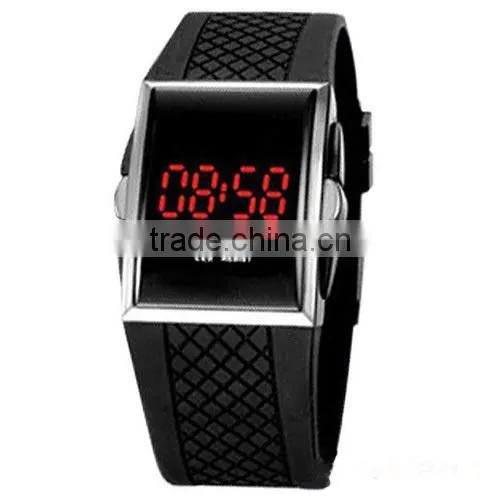 Casual Unisex White Black LED Digital Sports Wrist Watch Wristwatch Date Clock