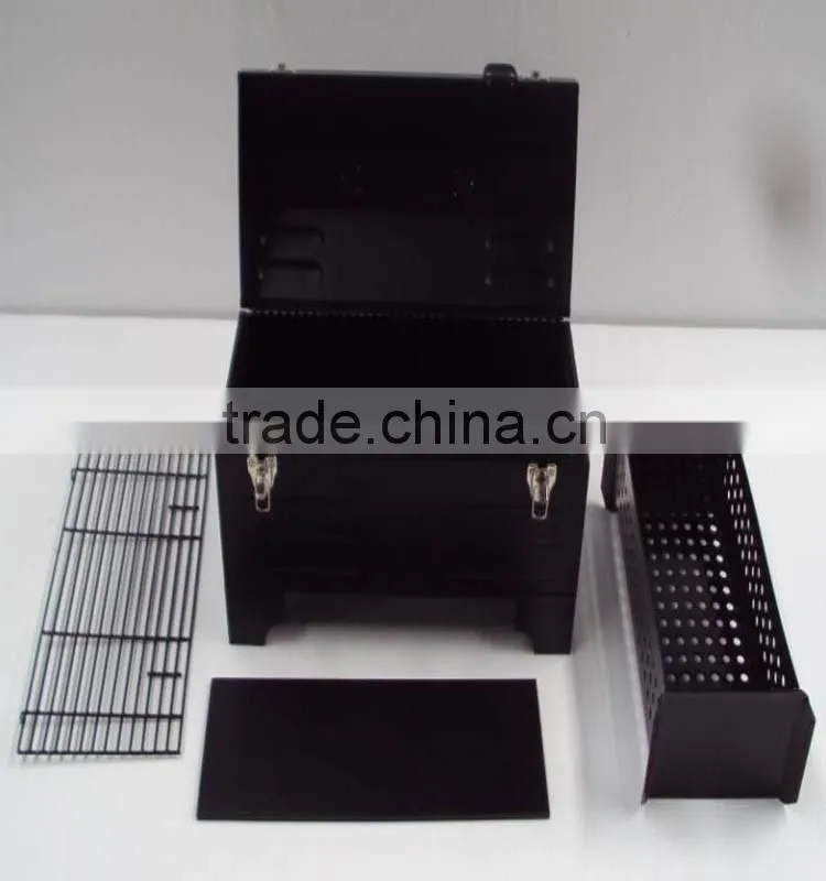 Heat Resistance Feature portable vertical charcoal grill