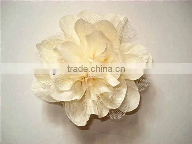 light purple handmade artificial fabric flowers