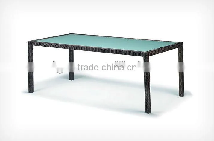 2017 Trade Assurance most popular simple design outdoor pvc rattan garden table furniture