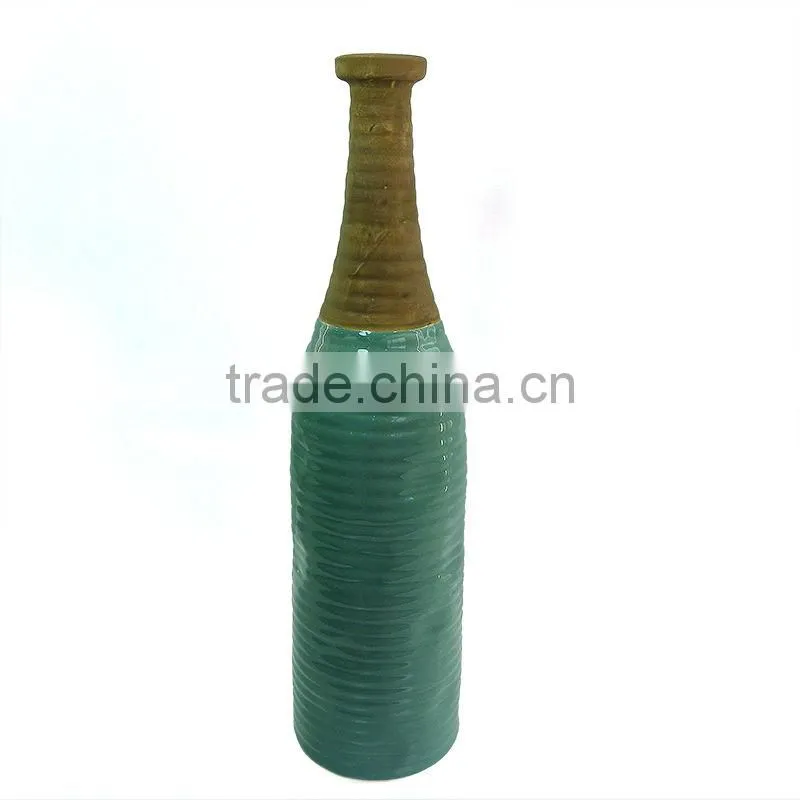 Vintage design ceramic flower vase