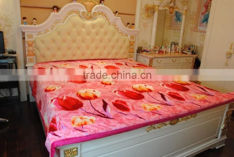 Beautiful flower print flannel blanket
