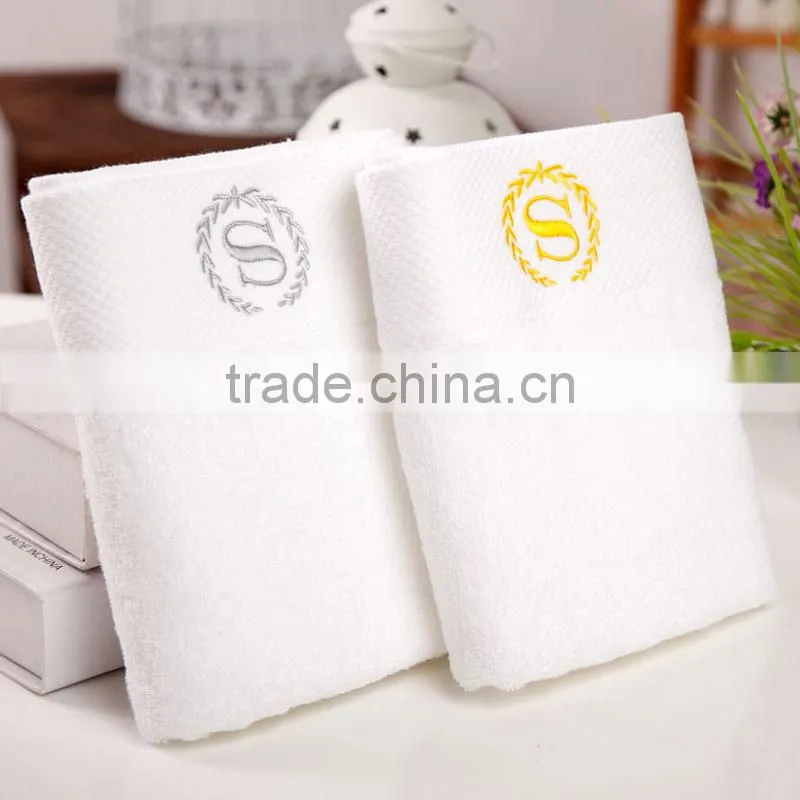 32s dark green face towel and bath towel with jacquard pattern