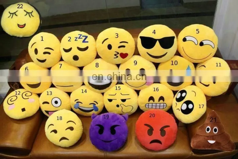 16 top selling embroidered plush emoji keychain
