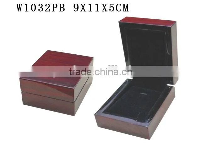 W1032RG Hot Design Glossy Spray Paint Jewelry Wooden Ring Box