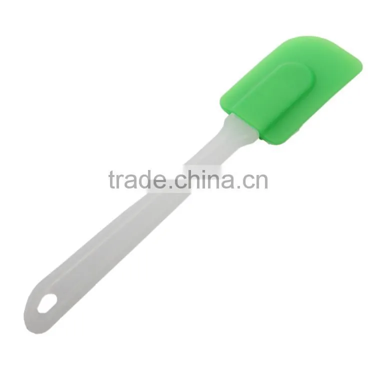 Silicone cake spatula comply with FDA and LFGB