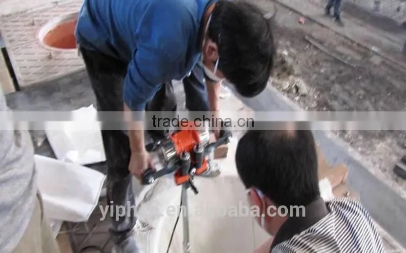 Electric building lining machine for induction furnace