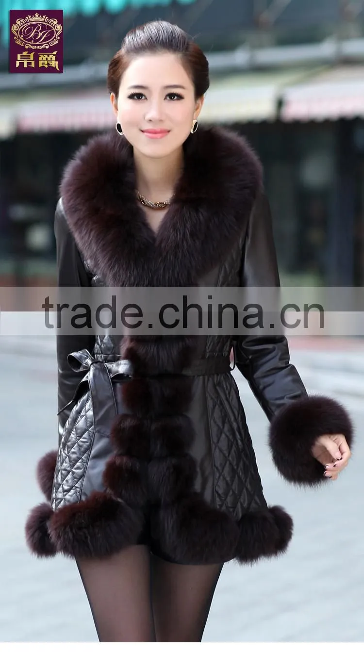 Women Sheep leather coat with fox fur collar