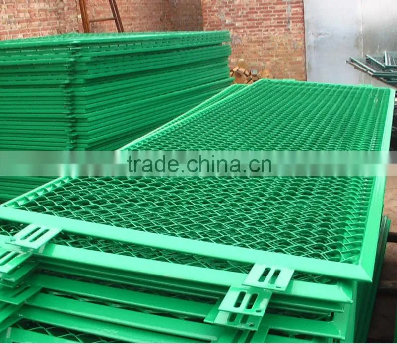 CE certificated galvanized and PVC coated Welded Wire Mesh Fence