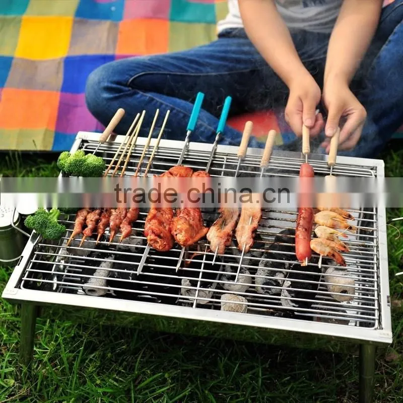 China Manufactuer Hot Stainless Steel Foldable Charcoal Barbecue Grill