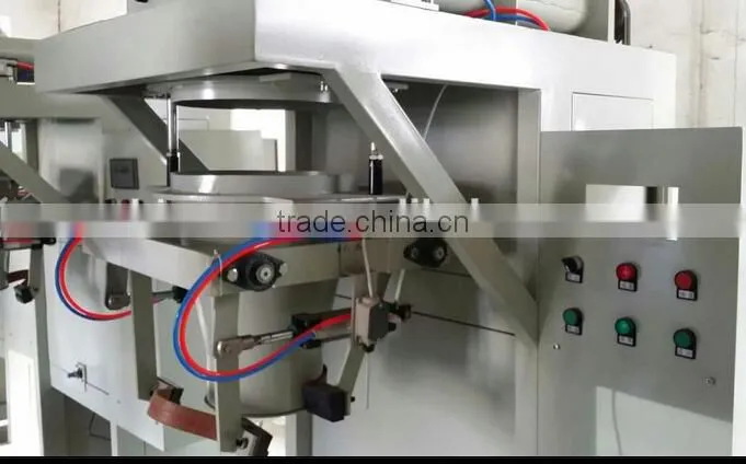 Wood pellets packing machine