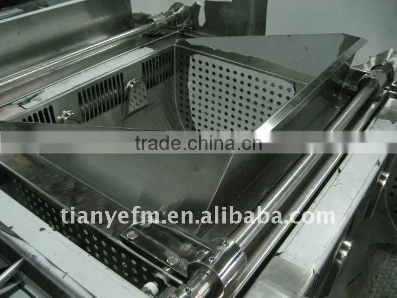 TW-475 Hot Selling Fruit and Vegetable washing machine (Video)