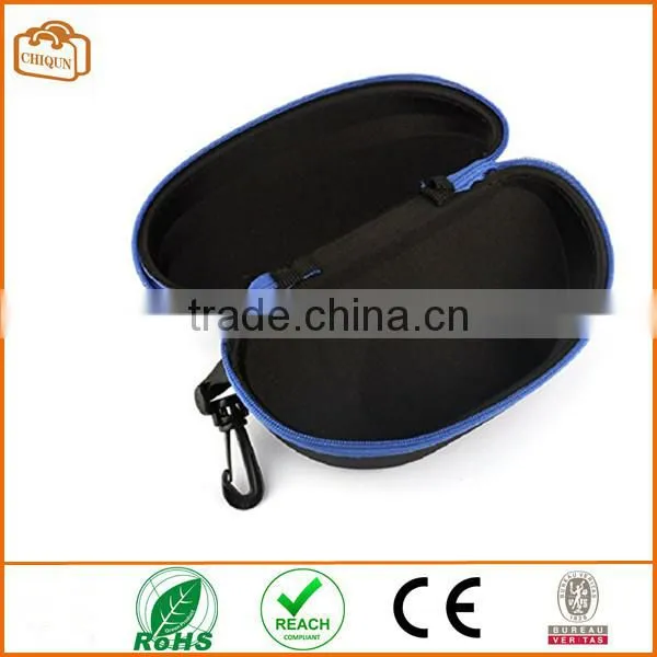 Fashion Portable Carabiner Eye Glasses Sunglasses Hard Case Protector Box (Blue)