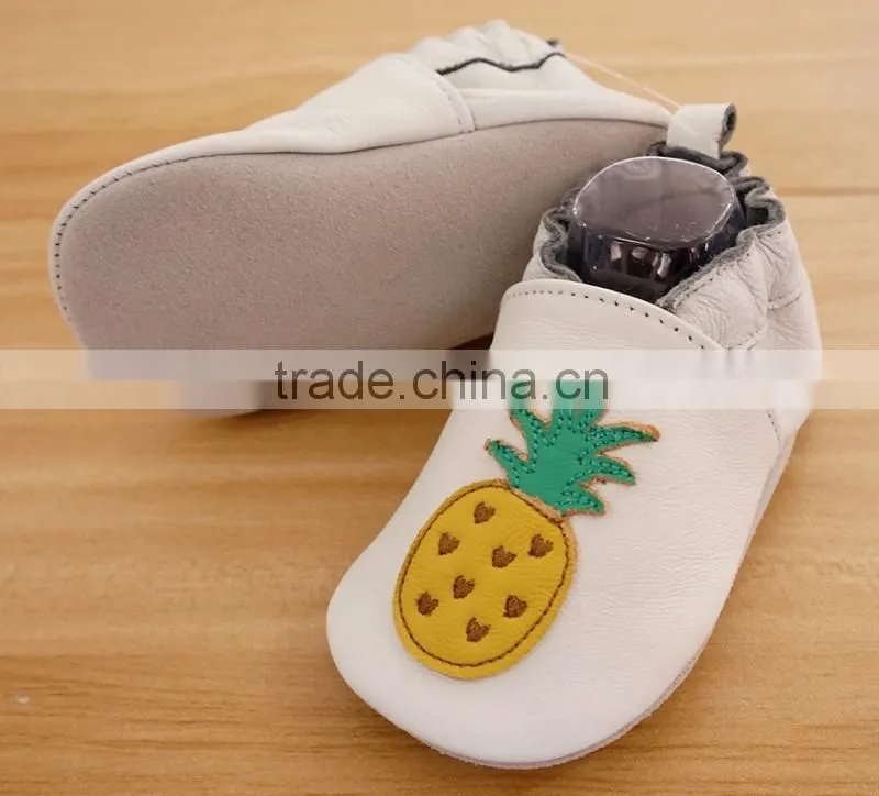 New design girl boy kids leather baby shoes soft sole