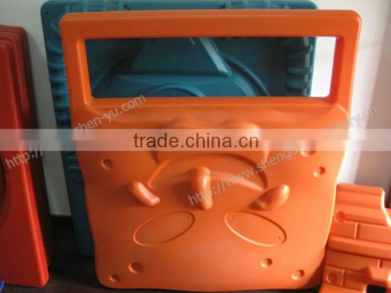 blowing machine makes huge toy
