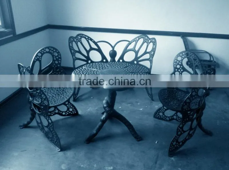 Durable Patio wrought iron outdoor table and chairs