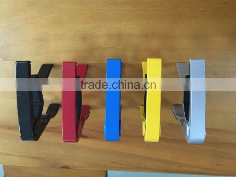 Latest Shining Smooth Surface Finish with Good Strong Spring Guitar Capos Colors Available