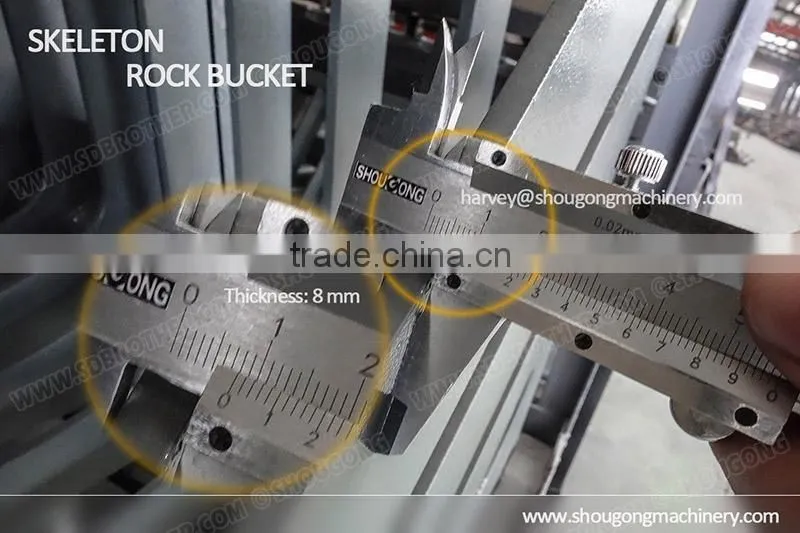 Skeleton Rock Bucket Attachment