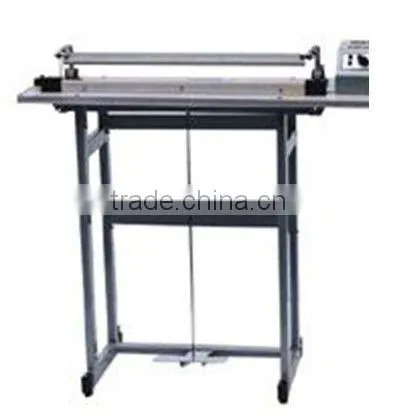 Pedal-powered sealing machine