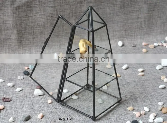 Attrative home decor geometric glass terrarium wholesale container