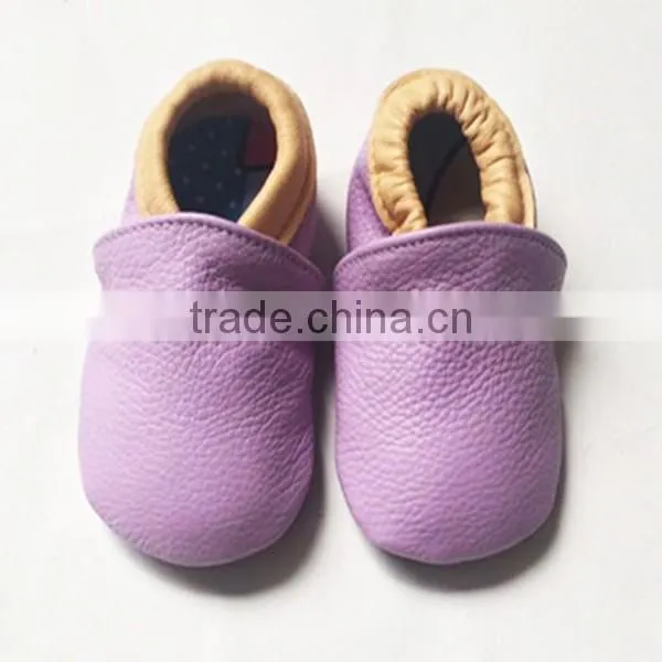 2015 hot selling genuine leather baby moccains rubber sole moccasins