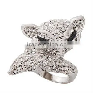 Fashion peacock ring