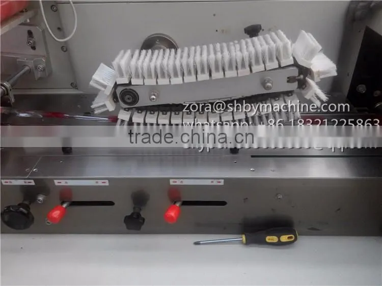 Automatic Soda Biscuit packing machine, Cracker sealing Machinery PLC control touch screen