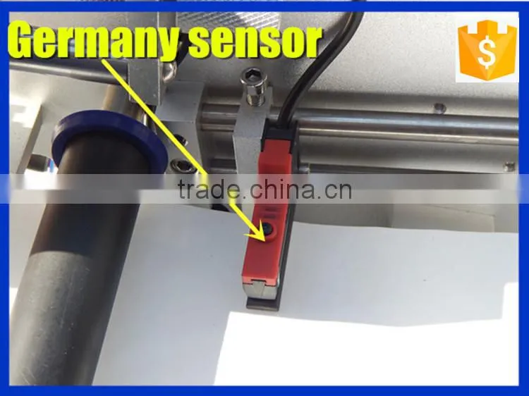 Germany sensor bottle label machine,square bottle labeling machine