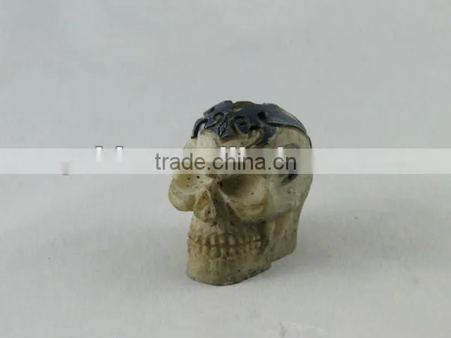 skull resin cigarette snuffer