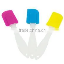Silicone cake spatula comply with FDA and LFGB