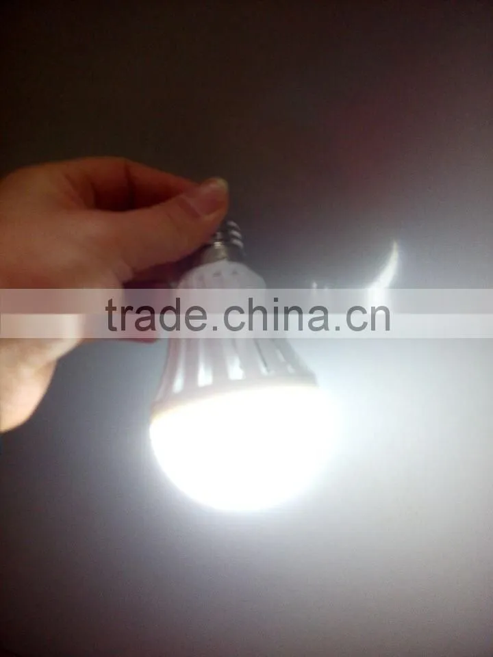4W Multi-function smart sensor emeregncy rechargeable E27 led bulb