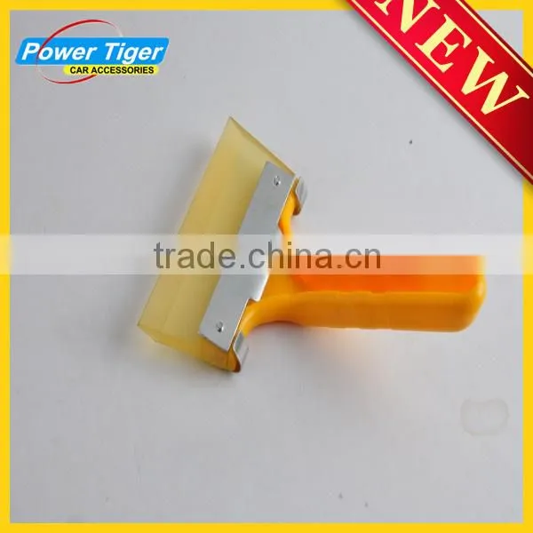 Hot sales Cowhellsn Car Snow Shovel
