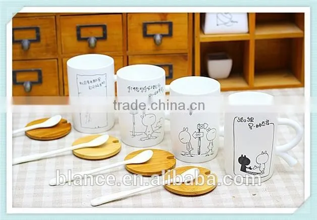 ceramic R handle mug with R handle for student