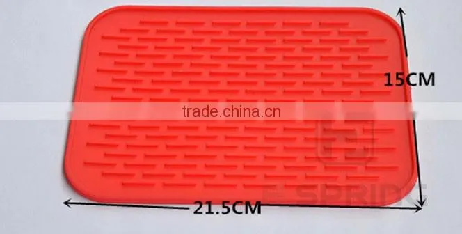Heat Resistant Water Proof Non Slippery Silicone Dining Table Mat