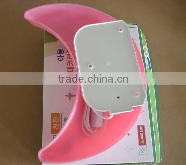 Pink color moon wall lamp for kids
