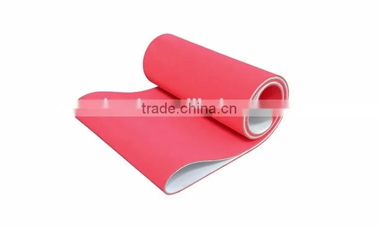 Ceramic cutting machine conveyor belt with red rubber
