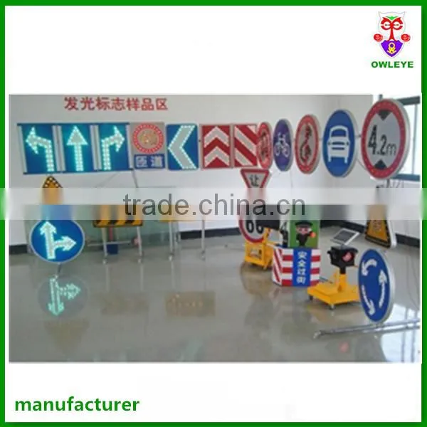 Parking LED Traffic Signs,Solar Powered Traffic Lights