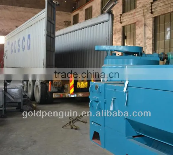 Cooking oil cleaning machine